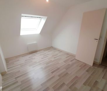 A LOUER A LAILLE- LIMITROPHE BRUZ- Maison de type longère rénovée p... - Photo 4