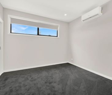 9 Rakia La, Fraser Rise, Vic 3336 - Photo 6