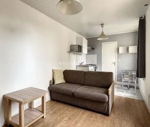 Location Studio 1 pièces 9 m2 à Reims - Photo 2