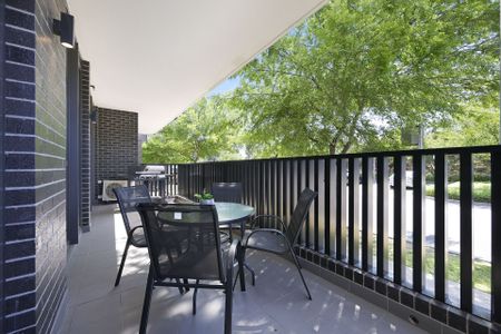 107/10 Aviators Way, Penrith - Photo 2