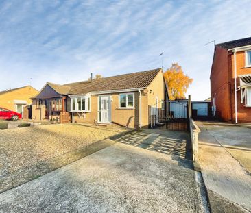 2 bedroom Semi-Detached Bungalow to let - Photo 5