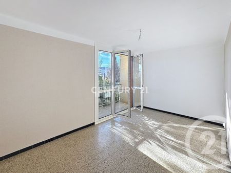 Location Appartement 4 pièces 75m² AUBAGNE 13400 - Photo 4