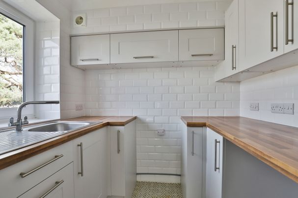 BH1, St. Peters Court, BH1 2JU, Bournemouth - Photo 1
