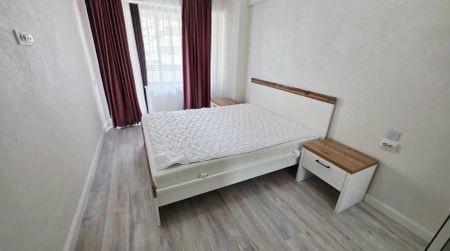 2 camere, open-space, 52 mp, de inchiriat apartament in zona Copou, Royal Town, Cod 163023 - Fotografie 3