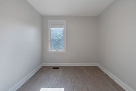 For Lease - 27 McAdam Avenue Unit# Unit 1, Toronto, Ontario - Photo 4