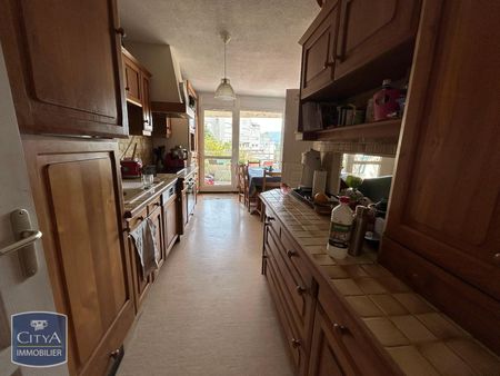 Location Appartement 5 pièces 102m² ECHIROLLES 38130 - Photo 3