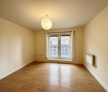 Kayley House, New Hall Lane - Photo 1