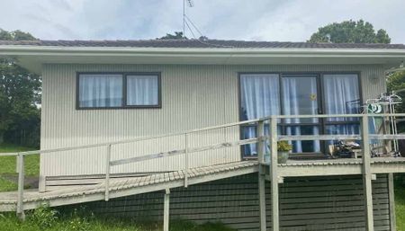 2BR Home in Mt Wellington - Photo 5