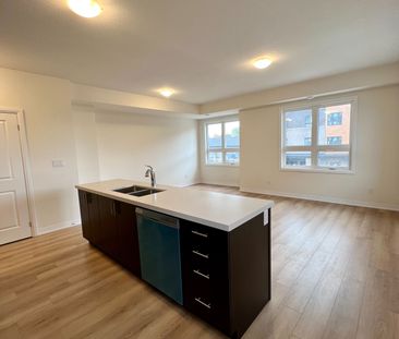 For Lease - 6705 Cropp Street Unit# 53, Niagara Falls, Ontario - Photo 4