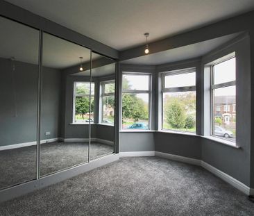 3 bedroom end of terrace house to rent - Photo 2