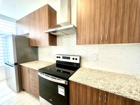 For Lease - 127 Markland Street, Markham, Ontario - Photo 3