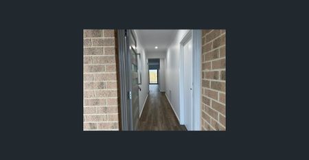 House for Rent - Mickleham - Photo 2