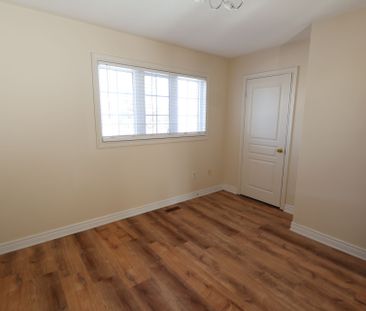 For Lease - 41 Chelton Dr Drive, Richmond Hill, Ontario - Photo 4