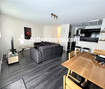 Location Appartement 3 pièces 64 m2 à Lieusaint - Photo 2