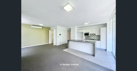 Convenient Home close to School and Train - Photo 4