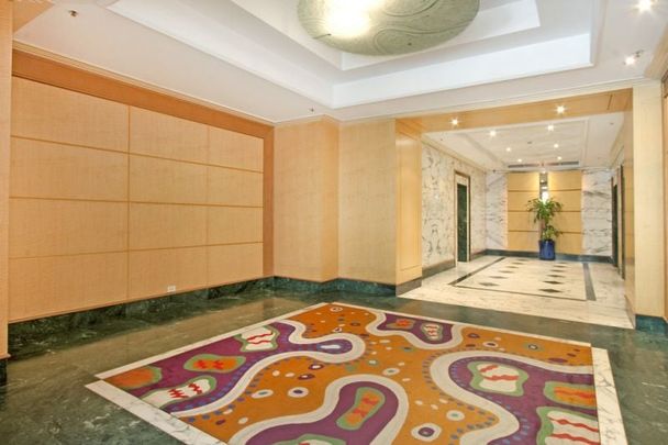 North West corner 4 Bedroom Penthouse With Breathtaking Darling Harbour views - Photo 1