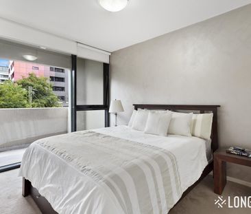 Live the South Melbourne Lifestyle - Photo 3