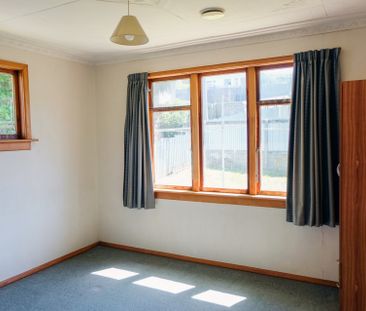 FAMILY HOME WITH VIEWS - Photo 3