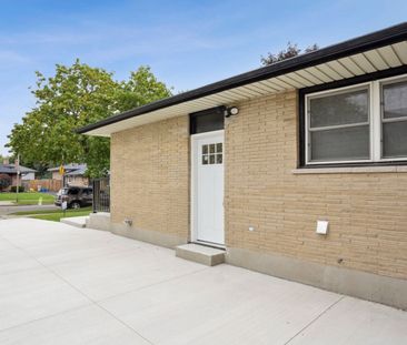 For Lease - 396 Hudson Drive, London East, Ontario - Photo 5