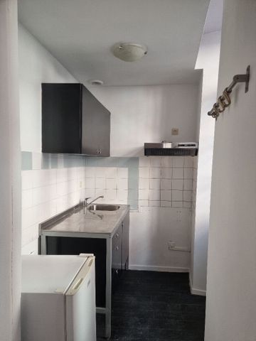 Location Appartement 3 pièces 46m² - Photo 5