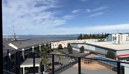 Apartment Living at its best - Photo 2