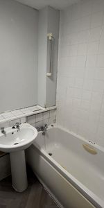 2 bedroom maisonette to rent - Photo 3