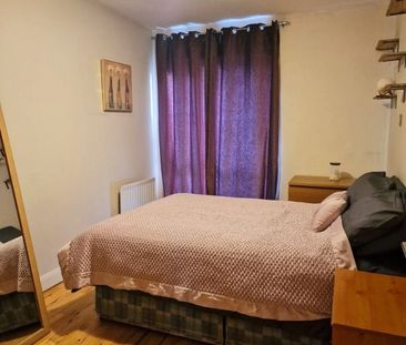 W11 Central Park, Belfast BT28ED - Photo 5