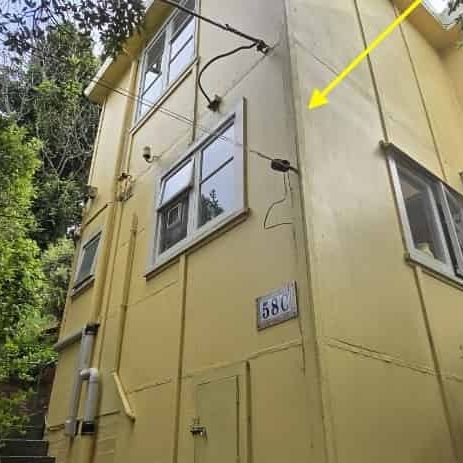 WELL PRESENTED STUDIO FLAT: - Photo 1