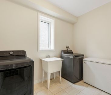 For Lease - 17 Oriole Crescent, Port Colborne, Ontario - Photo 2