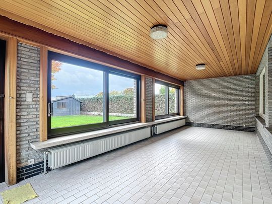 Ruime bungalow in gezellige wijk te Ninove - Foto 1