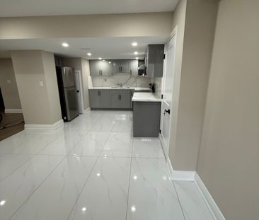 For Lease - 213 Danny Wheeler Boulevard, Georgina, Ontario - Photo 5