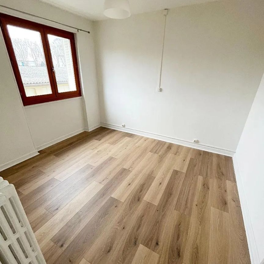 Appartement à louer 4 pièces 68.43m² - Photo 1