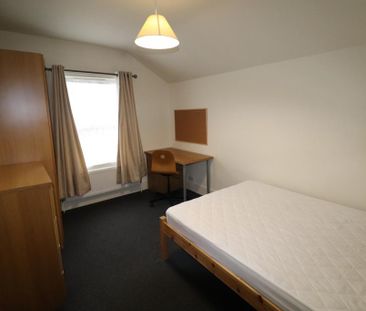 1 bedroom in a house share to rent - Photo 6