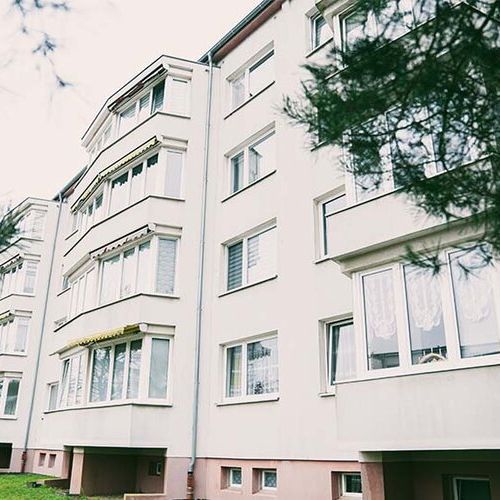 Großzügig geschnittene 3-Raum-Wohnung in der City - Photo 2