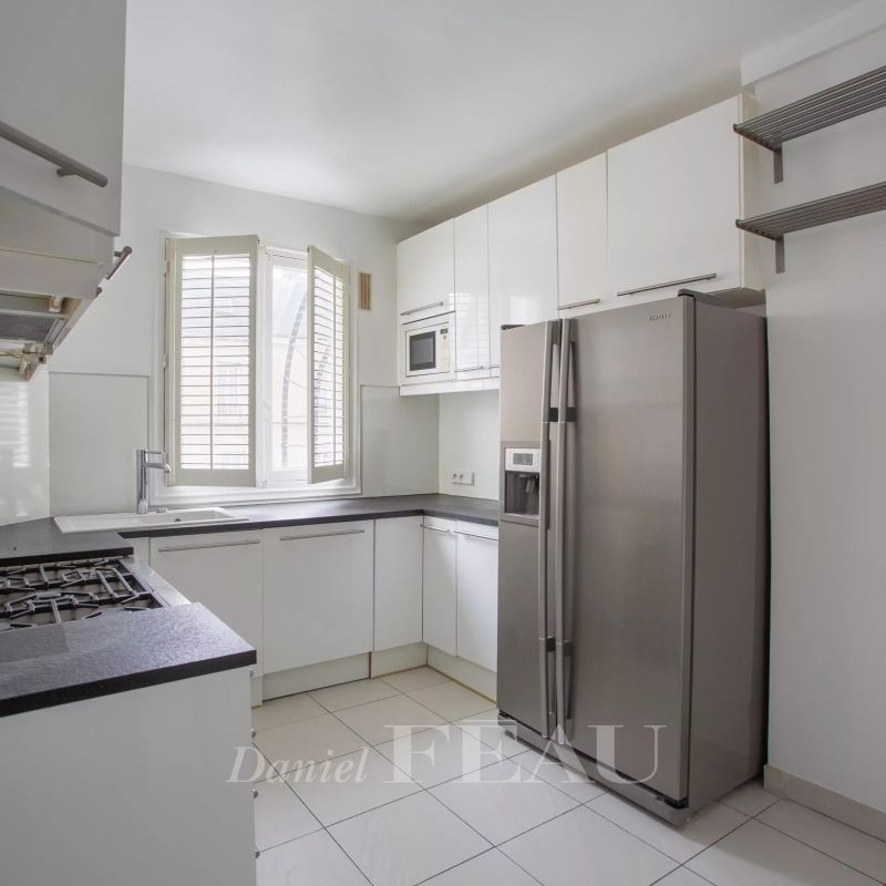 Paris XVIe - Place des Etats-Unis. - Photo 1