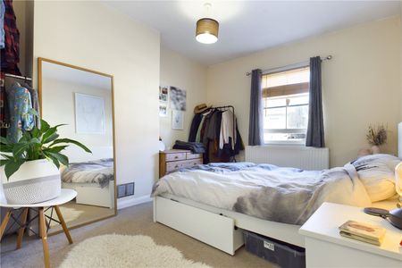 High Street, Theale, Reading, RG7 - Photo 3