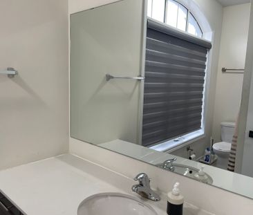 For Lease - 537 Veterans Drive, Brampton, Ontario - Photo 3