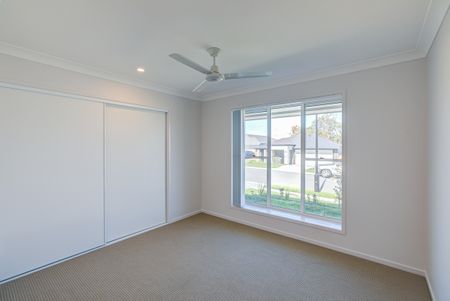 Brand New Family Home - Photo 4