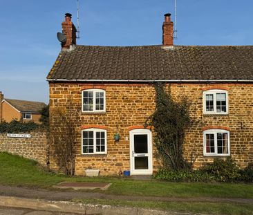 Long Row Cottages, Everdon, Northants. - Photo 2