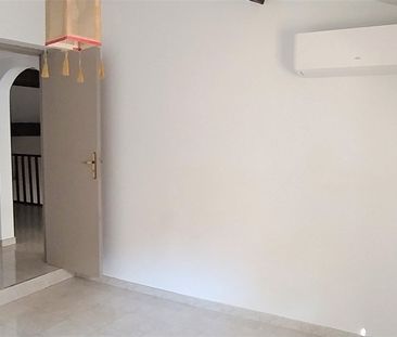 maison 4 pièces 99m2 MARSEILLE 4EME 1 397 euros - Photo 1