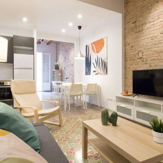 barcelona, Catalonia 08015 - Photo 1