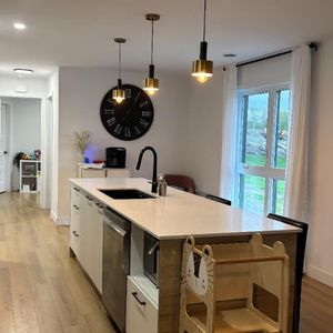 ✨ Logements 6 1/2 haut de gamme à louer à 2100$ ✨ - Photo 2
