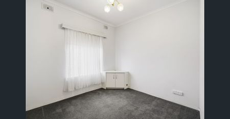 Modern & Spacious 2-Bedroom Unit in a Highly Convenient Location - Photo 3