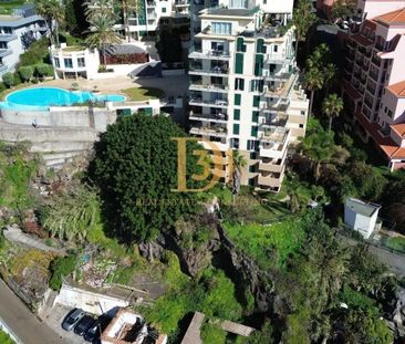 Apartamento T4 de Luxo com Vista Mar na Estrada Monumental - Photo 4
