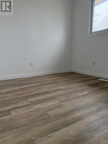 8006 PADDOCK TRAIL DRIVE - Photo 5