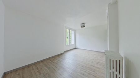 Location Appartement 4 pièces 83m² POITIERS 86000 - Photo 4