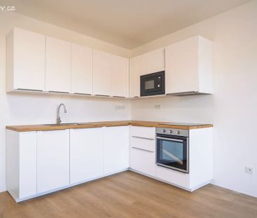 Pronájem bytu 1+kk 40 m² - Photo 4