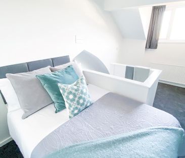1 bedroom in a house share to rent - Photo 4
