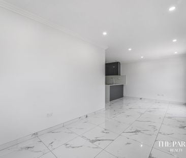 Near New Two Bedroom Brick Grannyflat - Photo 4