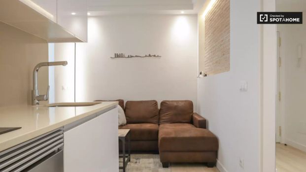 1-bedroom apartment for rent in Universidad, bills included - Foto 1